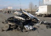 В Челябинске "пятерка" залетела под мусоровоз. Водитель легковушки погиб, машина – всмятку. ФОТО В Челябинске "пятерка" залетела под мусоровоз. Водитель легковушки погиб, машина – всмятку. ФОТО