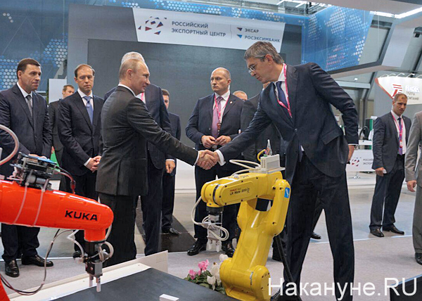 Путин, иннопром, Стенд РВК Национальная технологическая инициатива | Фото: Накануне.RU