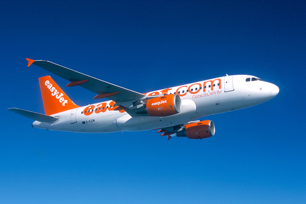  airbus-319  easyjet|: Airbus