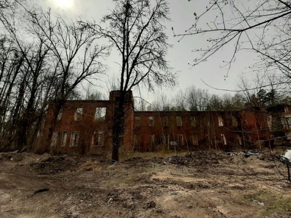 разруха, красноармейск (2021) | Фото: https://cs13.pikabu.ru/post_img/2020/05/05/1/1588634012130047644.jpg