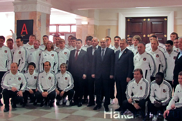 встреча Александра Мишарина с футболистами 