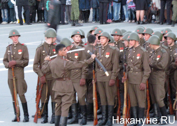 Репетиция Парада Победы, исторические роты, сухопутные войска | Фото: Накануне.RU