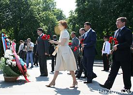 возложение цветов губернаторы и полпред урфо|Фото: Накануне.RU