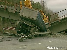 мост, грузовик, дтп, путепровод|Фото:Накануне.RU
