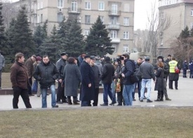 Донецк, ОГА, митинг|Фото: фейсбук Оксаны Костюченко