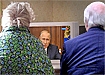 коллаж, пенсионеры, бабушка, дедушка, телевизор, Путин, пенсионная реформа (2018) | Фото: Накануне.RU