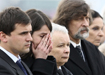 Марта и Ярослав Качиньские встречают гроб Марии Качиньской, которая погибла в авиакатастрофе под Смоленском|Фото: Reuters/ Kacper Pempel