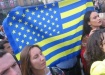 США, Украина, звездно-полосатый сине-желтый флаг (2015) | Фото: Накануне.RU