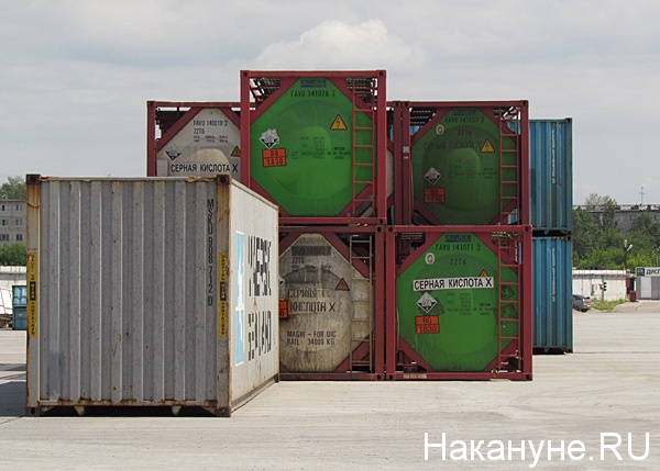 таможня таможенный терминал контейнеры(2016)|Фото: Накануне.ru