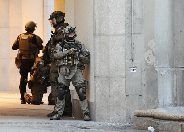 стрельба в Мюнхене, теракт, полиция|Фото:  EPA/ANDREAS GEBERT