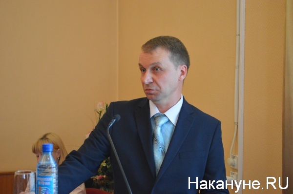 Андрей Потапов отвечает на вопросы депутатов Курганской городской думы|Фото:Накануне.RU