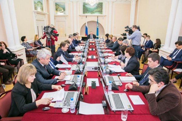 Заседание правительства ХМАО, Геннадий Бухтин (21.10.16)|Фото: admhmao.ru