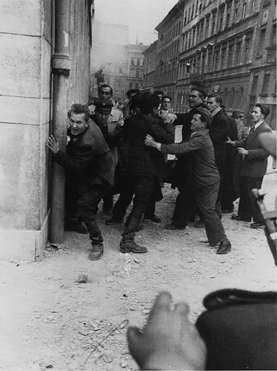 Венгрия, 1956 г., убийства коммунистов, полицейских, сотрудников госбезопасности|Фото: