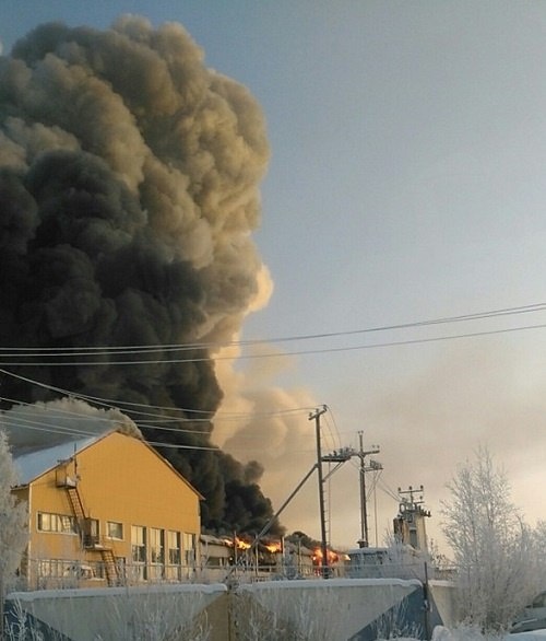 Пожар, Пыть-Ях, бокс, Тепловский проспект|Фото: 86.mchs.gov.ru