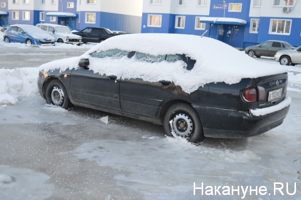 лед, машина, вмерзла|Фото:Накануне.RU