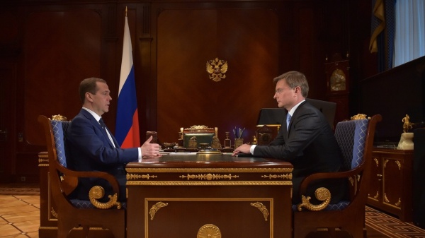 Дмитрий Медведев, Сергей Иванов, Алроса|Фото: http://government.ru/