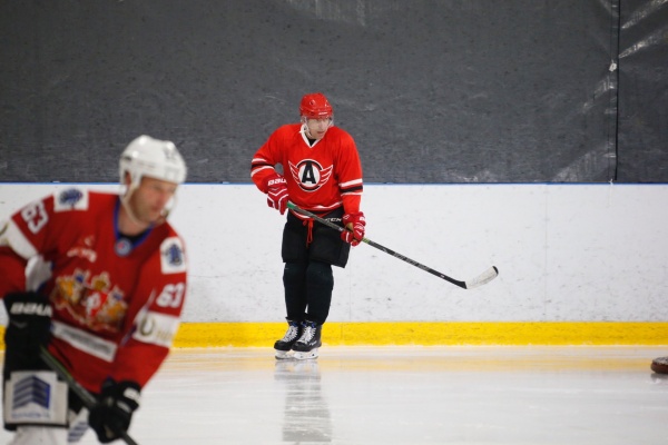 Евгений Куйвашев хоккей|Фото: ДИП губернатора Свердловской области