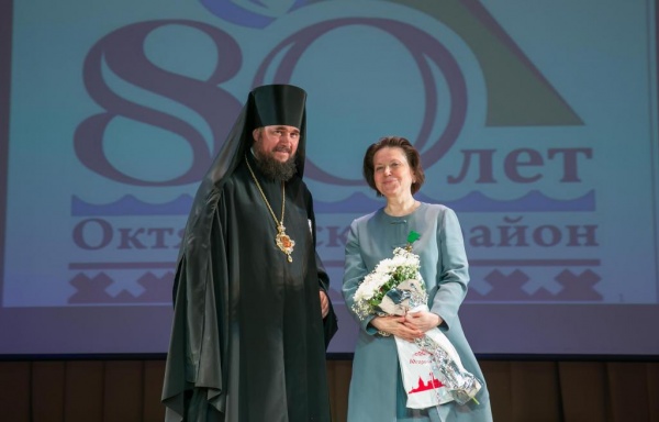 Наталья Комарова, Преосвященнейший епископ Югорский и Няганский Фотий|Фото: Правительство Югры