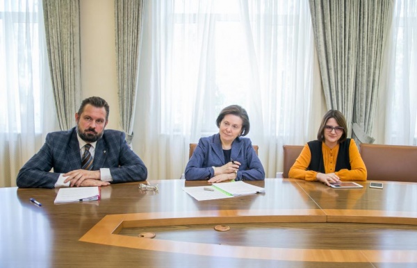 Наталья Комарова встретилась с финалистами конкурса на посты глав департаментов социальной сферы|Фото: Правительство Югры