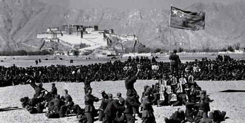 НОАК в ходе "мирного освобождения" Тибета|Фото: news.sznews.com