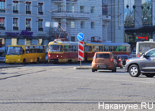 транспорт, общественный транспорт, транспортная реформа, Екатеринбург, автобус, трамвай(2017)|Фото: Накануне.RU