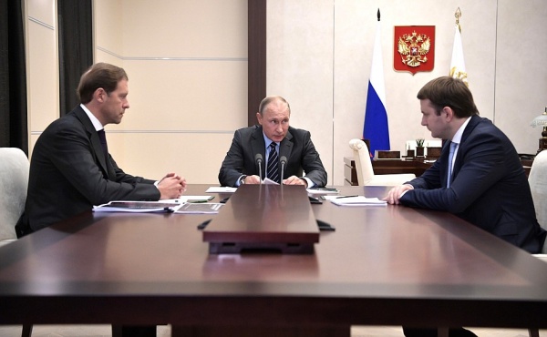 Денис Манутров, Владимир Путин, Максим Орешкин|Фото: Пресс-служба Кремля