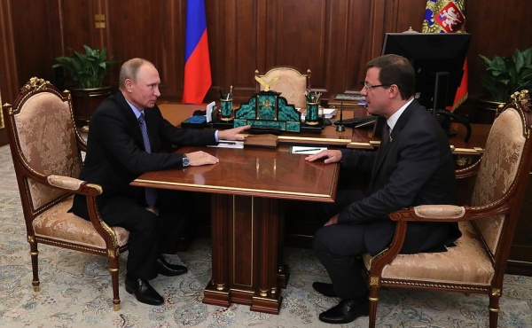 Владимир Путин и Дмитрий Азаров|Фото: http://kremlin.ru