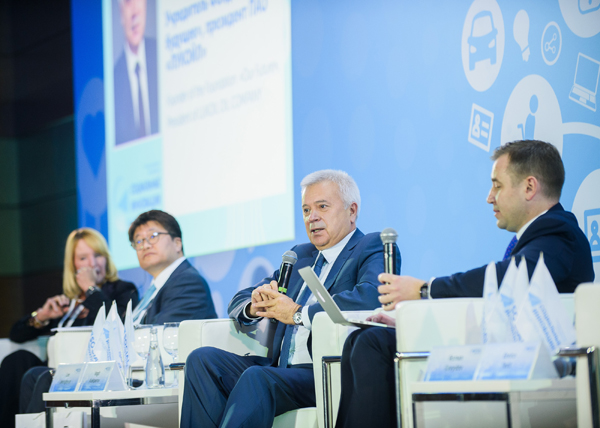Вагит Алекперов, II Международная конференция «Социальные инновации: определяем будущее»|Фото: пресс-служба организаторов форума