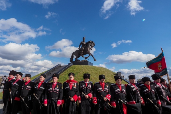 открытие памятника Матвею Платову|Фото: пресс-служба губернатора Ставрополья
