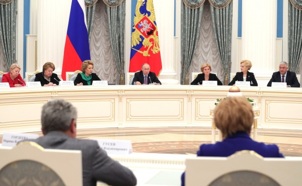 Владимир Путин, заседание(2017)|Фото:kremlin.ru