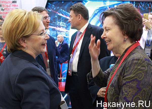 С министром здравоохранения Вероникой Скворцовой(2018)|Фото: Накануне.RU