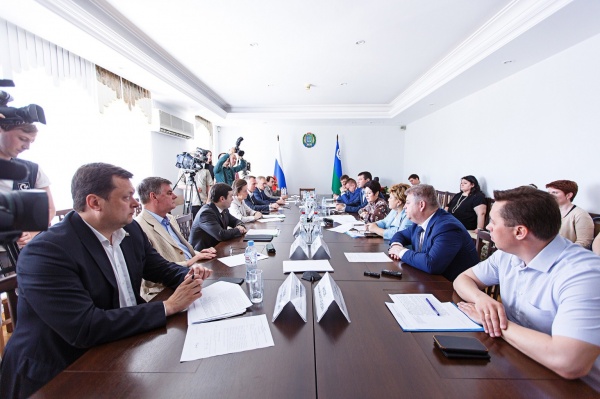 Встреча с депутатами тюменской облдумы(2018)|Фото: Департамент общественных и внешних связей Югры
