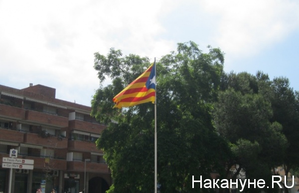 флаг Каталонии(2018)|Фото: Накануне.RU