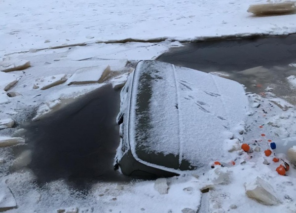 Зимник УАЗ ушел под лед(2018)|Фото: СУ СКР по ХМАО