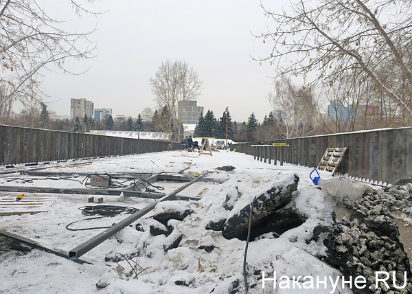 ремонтные работы набережной реки Исеть(2018)|Фото: Накануне.RU