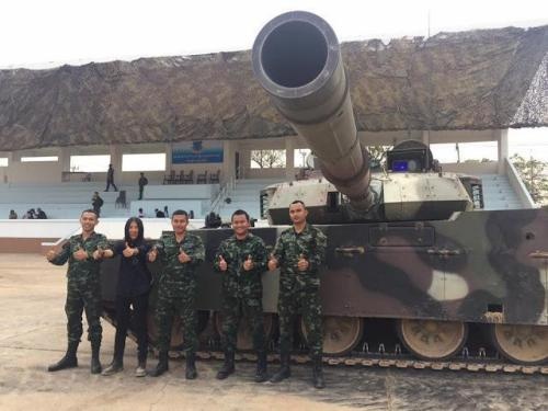 Тайские солдаты и китайский танк  VT 4(2019)|Фото: www.haohead.com