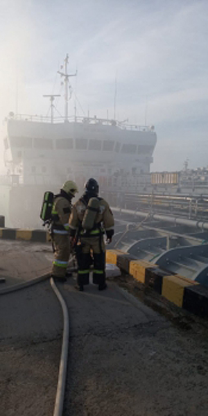 пожарные в Махачкалинском морском торговом порту(2019)|Фото: ГУ МЧС России по Республике Дагестан