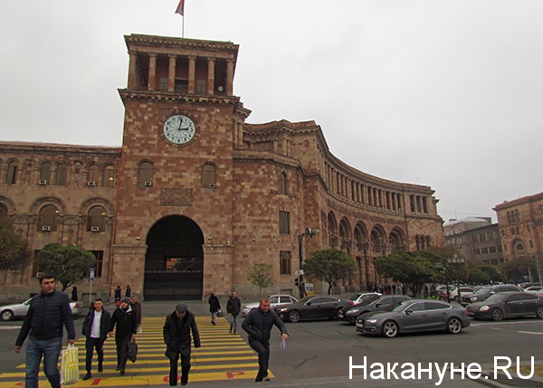 Армения, Ереван здание правительства(2019)|Фото: Накануне.ru