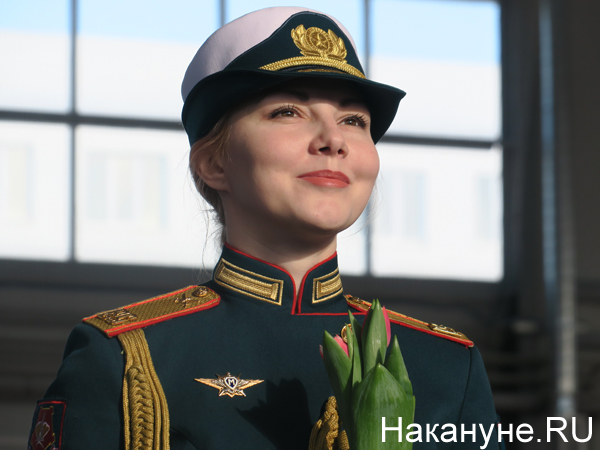Подготовка сводного женского взвода к Параду Победы в Екатеринбурге(2020)|Фото: Накануне.RU