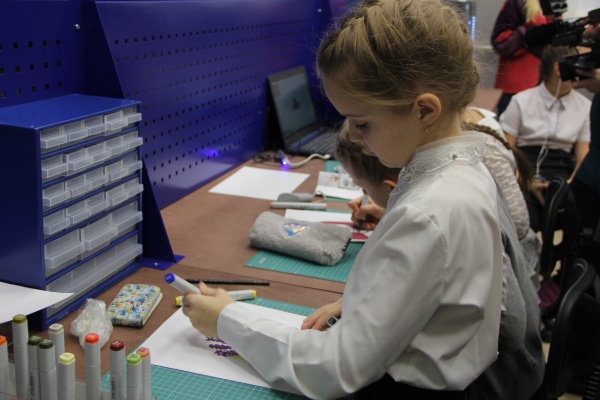 дети, дистанционное обучение, школа(2020)|Фото: пресс-служба правительства Вологодской области