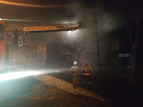 пожар на улице Омская(2020)|Фото: 66.mchs.gov.ru