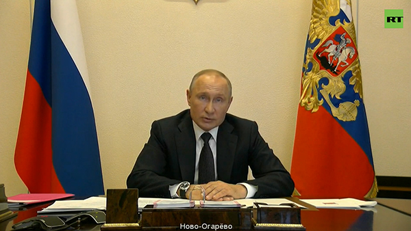 Владимир Путин проводит совещание по борьбе с распространением коронавируса(2020)|Фото: RT