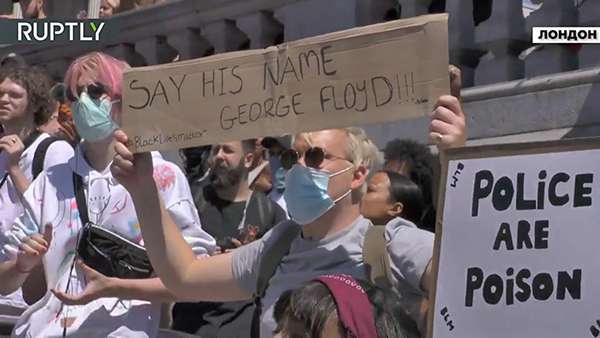 Акция протеста из-за гибели Джорджа Флойда(2020)|Фото: RT