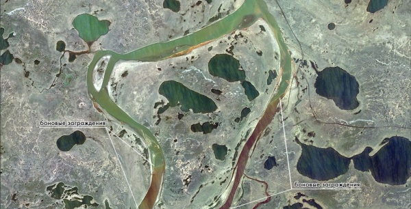 Разлив дизельного топлива на реке Амбарной в Норильске.(2020)|Фото: Роскосмос