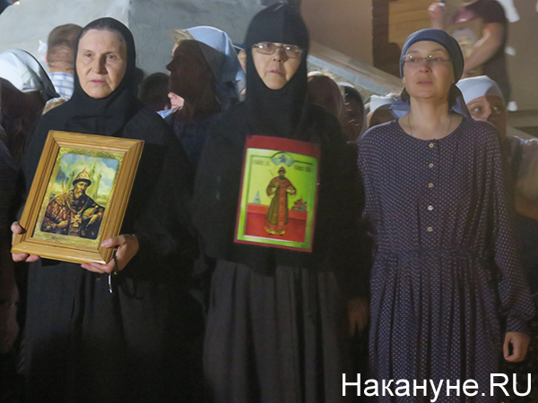 Крестный ход в женском монастыре "Спорительница хлебов"(2020)|Фото: Накануне.RU
