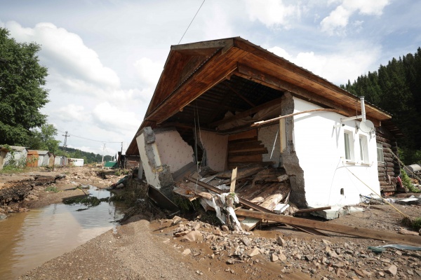гуманитарная помощь, рмк. нижние серьги, разрушения, наводнение(2020)|Фото: пресс-служба благотворительного фонда РМК