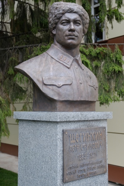 Памятник Петру Щетинкину в Новосибирске(2020)|Фото: myhistorypark.ru