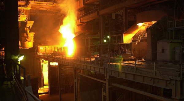 металлургия, выплавка стали, конвертер(2020)|Фото: пресс-центр Череповецкого меткомбината