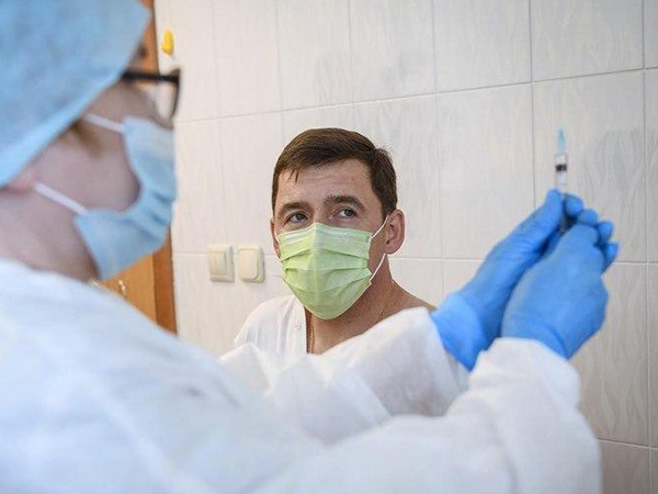 Евгений Куйвашев, прививка(2020)|Фото: instagram.com/evgenykuyvashev