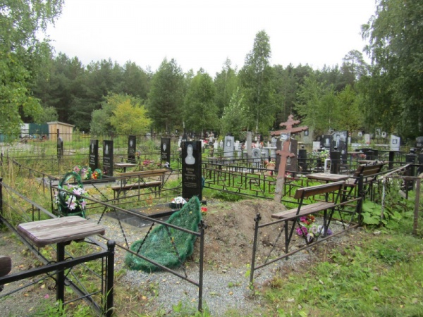 кладбище, погром(2020)|Фото: МУ МВД России "Нижнетагильское"